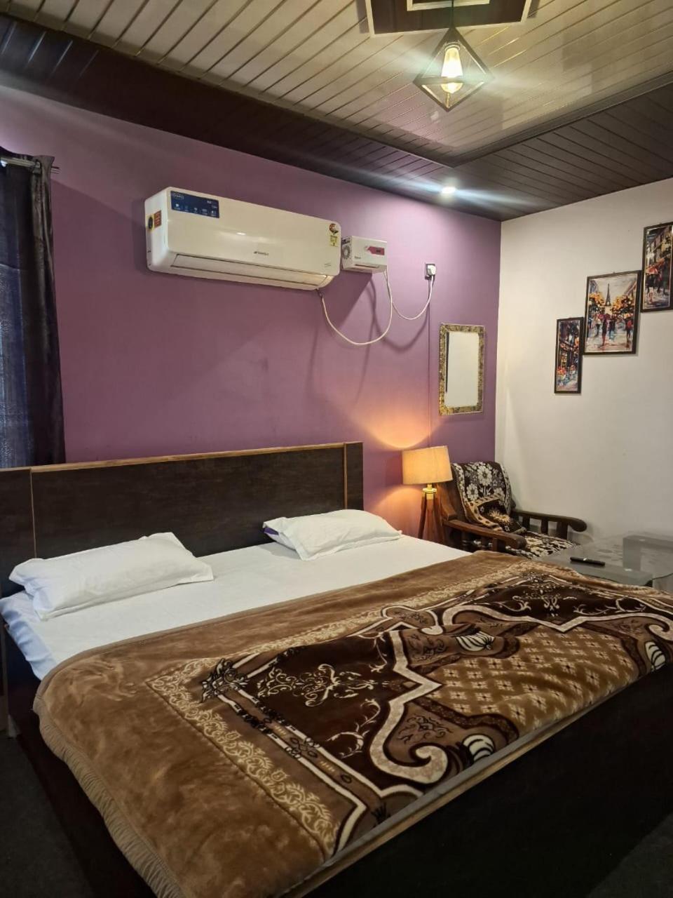 Privyrooms جوراكبور المظهر الخارجي الصورة