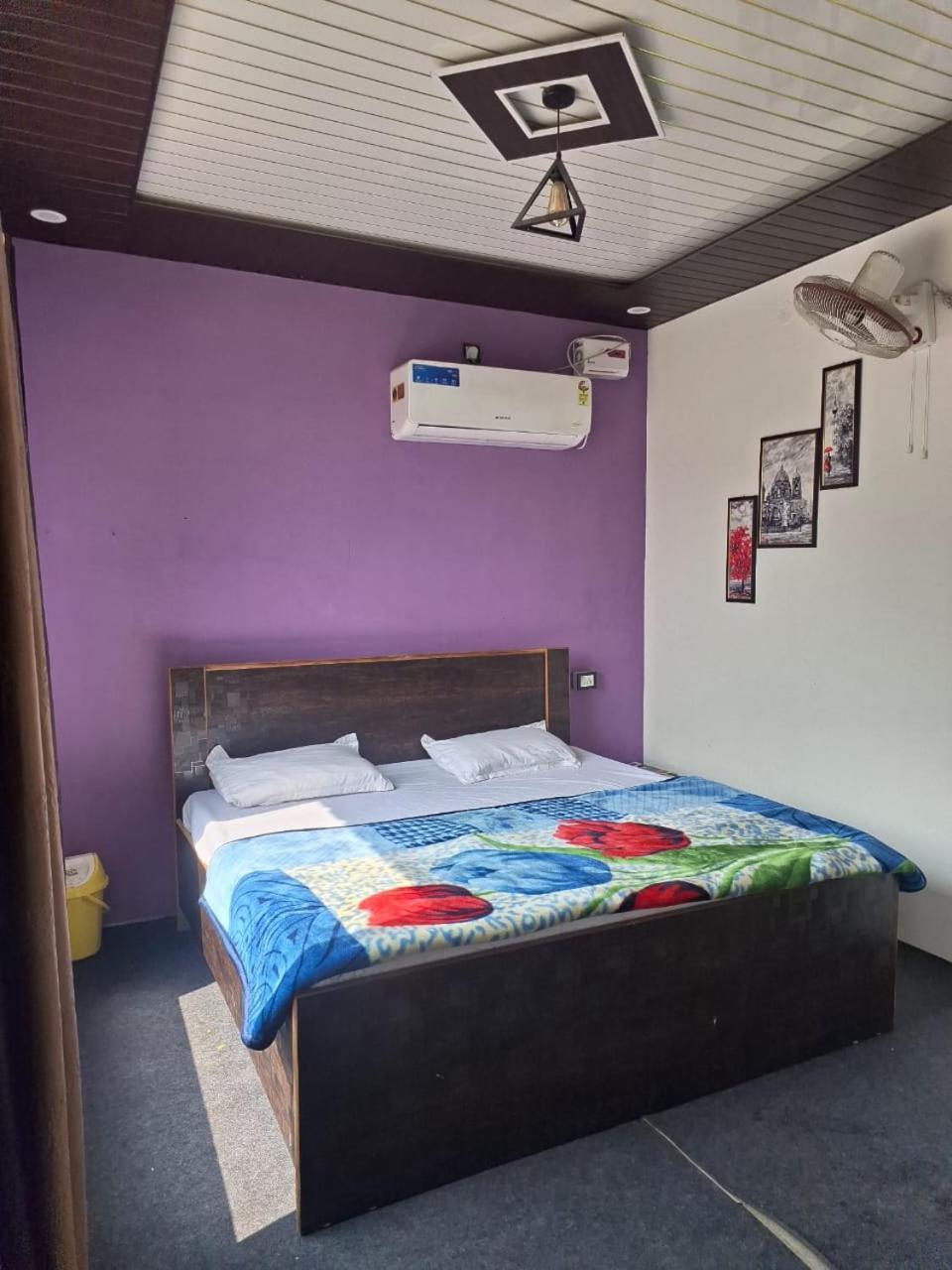 Privyrooms جوراكبور المظهر الخارجي الصورة